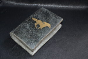 Basalt, sandgestrahlt, 12cmx7,5x4 120 €