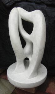 Durchbruch-1-Carrara-Marmor-66x51x36-7.400E