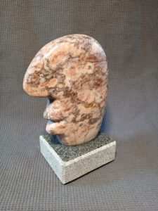 Nr. 51, 16 x 10,5 x 7, 110 €